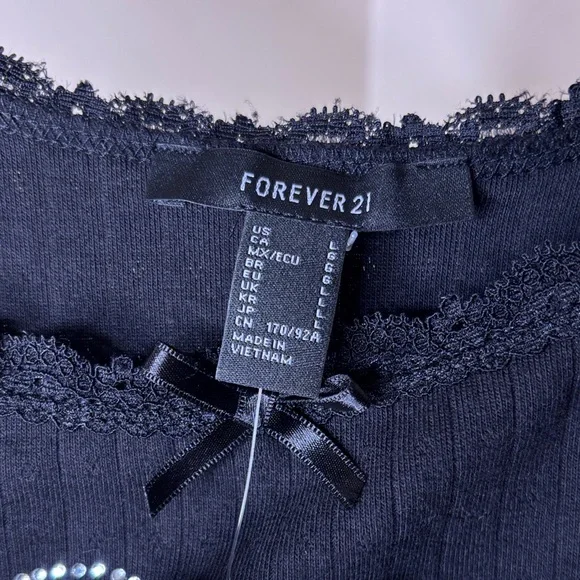 Set Of Two Tank Tops Size Large - Picture 4 of 8